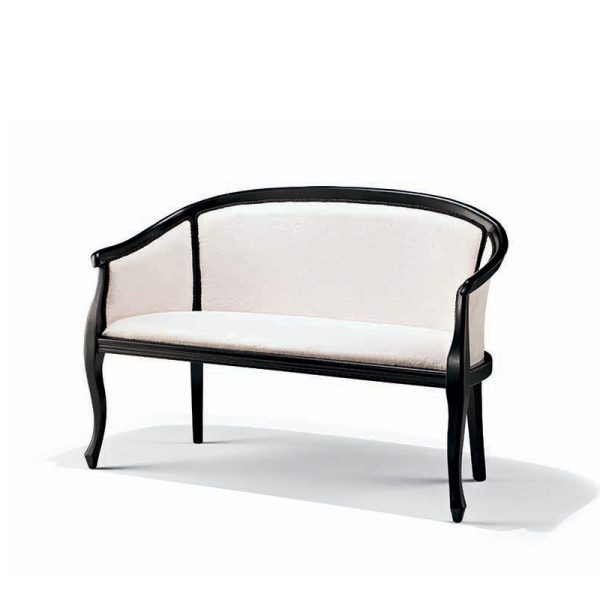 8032/L - Settee