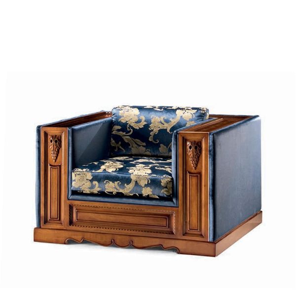 1467V2 - Poltrona semi imbottita